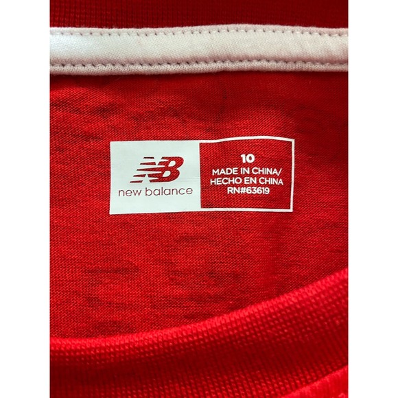 Elevate Your Sporty Style New Balance * True Red & Black Crewneck Tee SZ 10 k206 - Picture 6 of 9